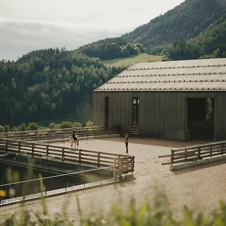 Hotel Winkler Sport & Spa Resort-3